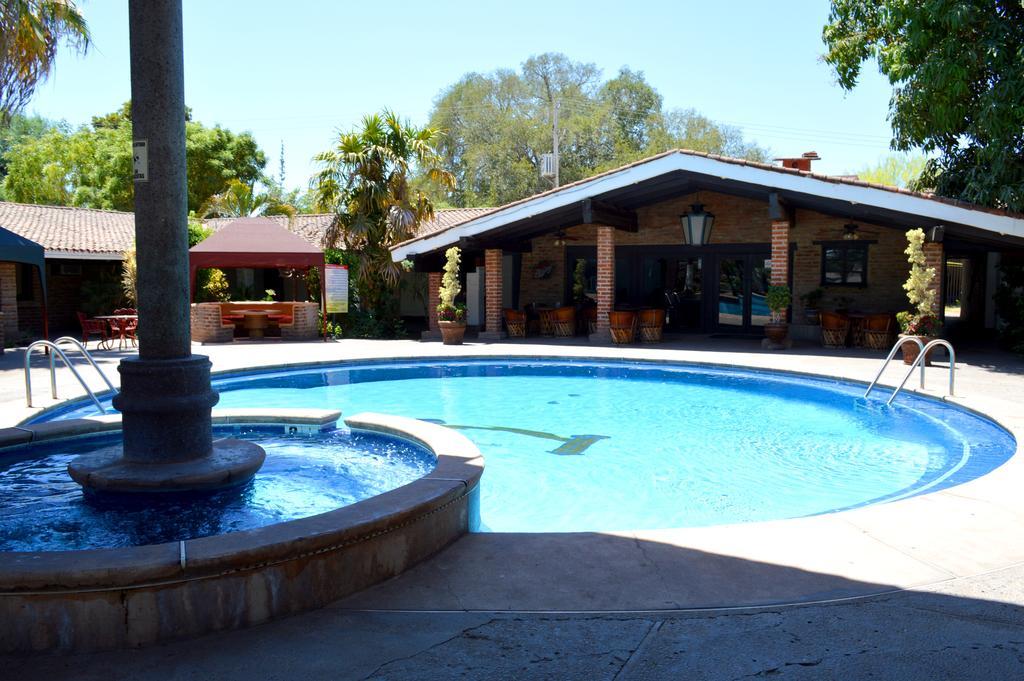 Hotel El Rancho นาโวฮัว ภายนอก รูปภาพ