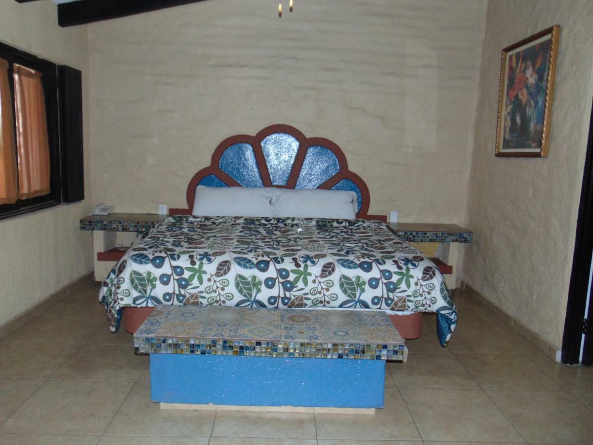 Hotel El Rancho นาโวฮัว ภายนอก รูปภาพ