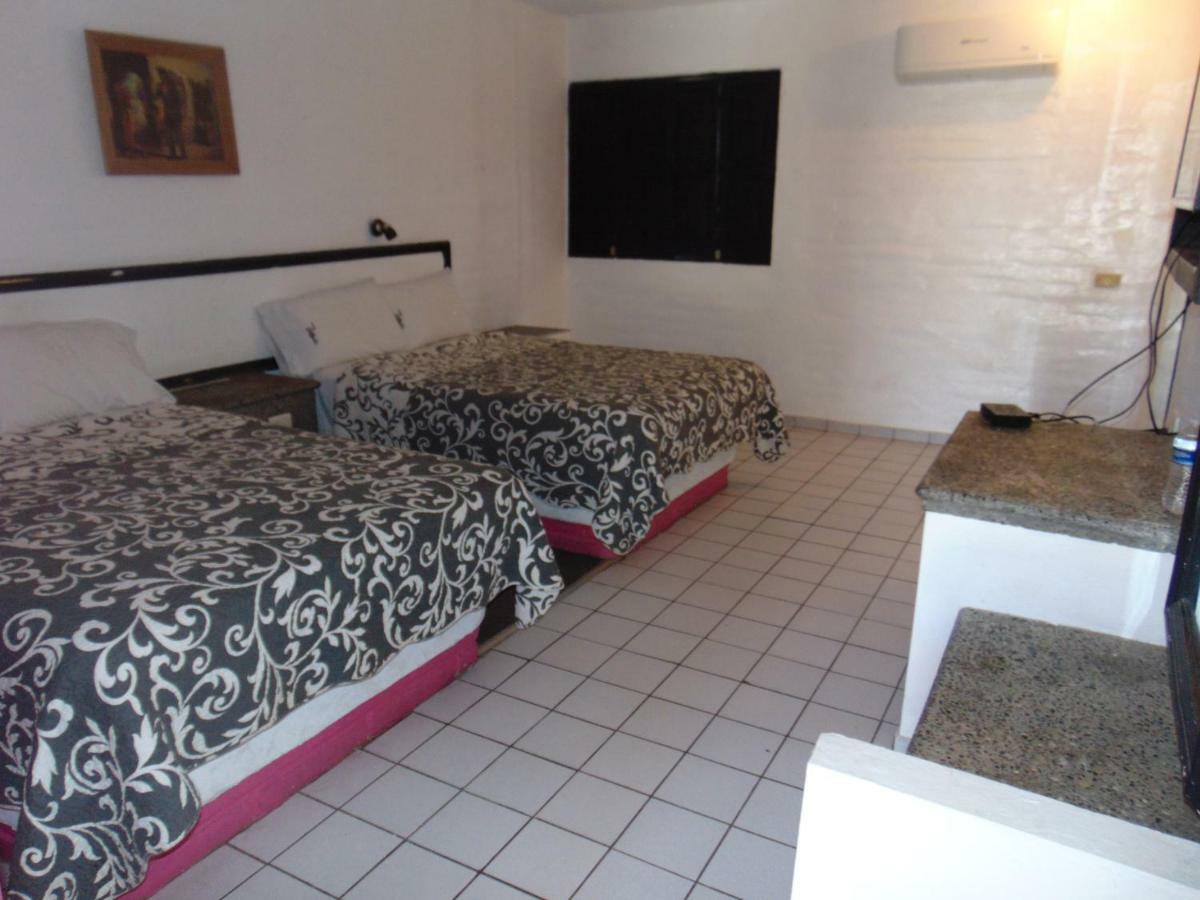 Hotel El Rancho นาโวฮัว ภายนอก รูปภาพ