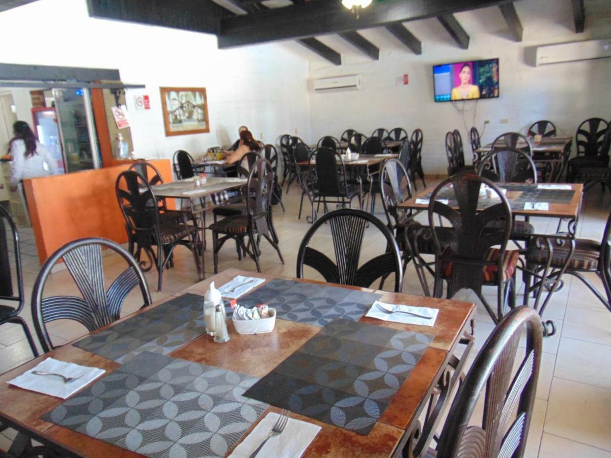 Hotel El Rancho นาโวฮัว ภายนอก รูปภาพ